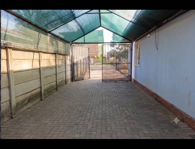 3 BEDROOM HOUSE FOR SALE IN VANDERBIJLPARK CW 1